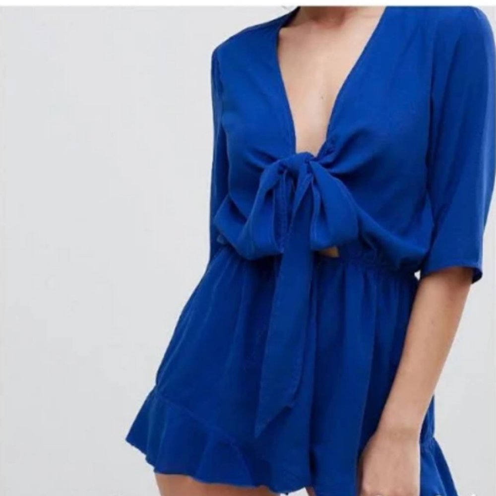 Boohoo Flowy Tie Romper - Blue